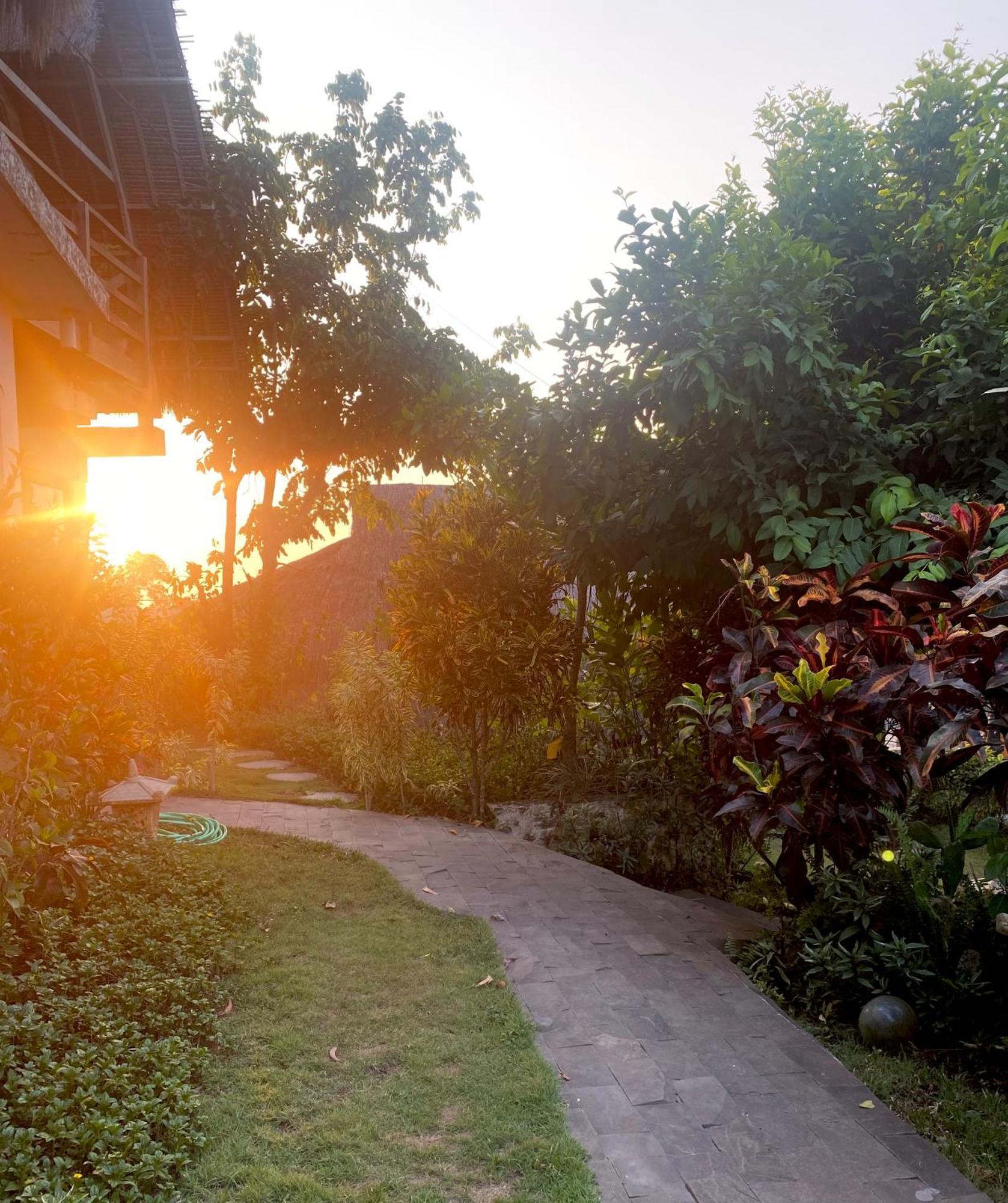 Uluwatu Vertical House Bali מראה חיצוני תמונה