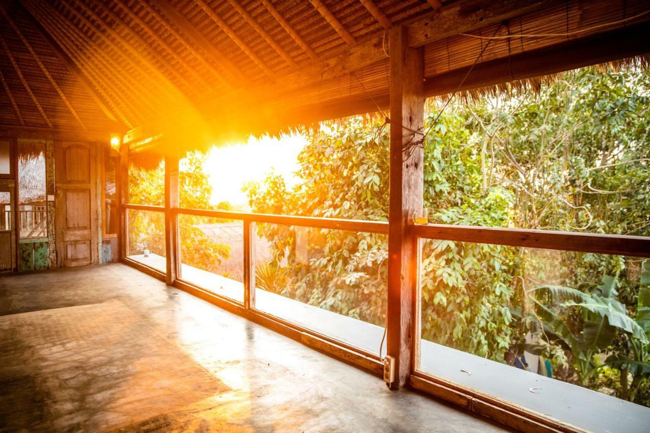 Uluwatu Vertical House Bali מראה חיצוני תמונה